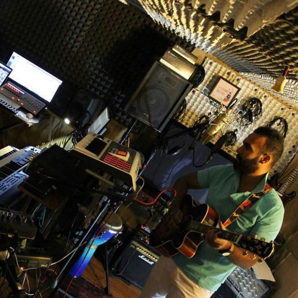 گروه موسیقی کیارش و پیمان دومان توکان